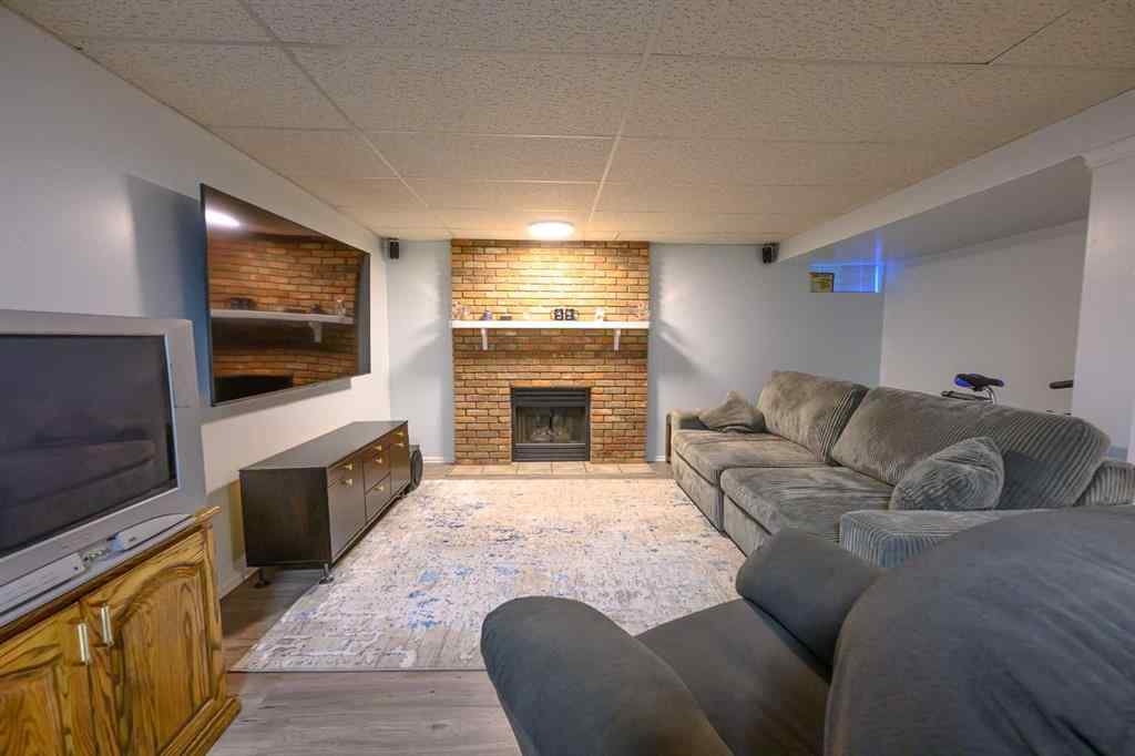 MLS® A2259080 - 9513 77 Avenue  in Patterson Place Grande Prairie, Residential