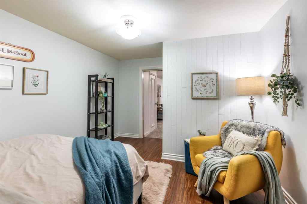 MLS® A2259084 - 1499 10 Avenue NE in Northeast Crescent Heights Medicine Hat, Residential