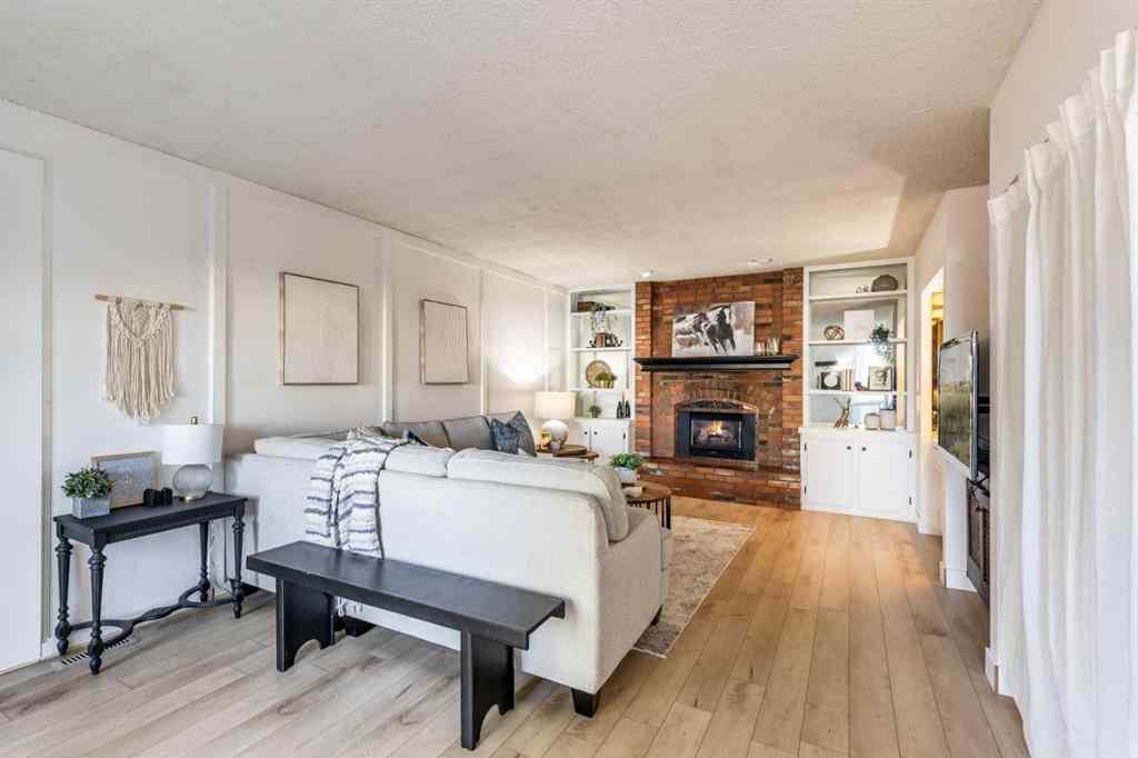 MLS® A2259084 - 1499 10 Avenue NE in Northeast Crescent Heights Medicine Hat, Residential