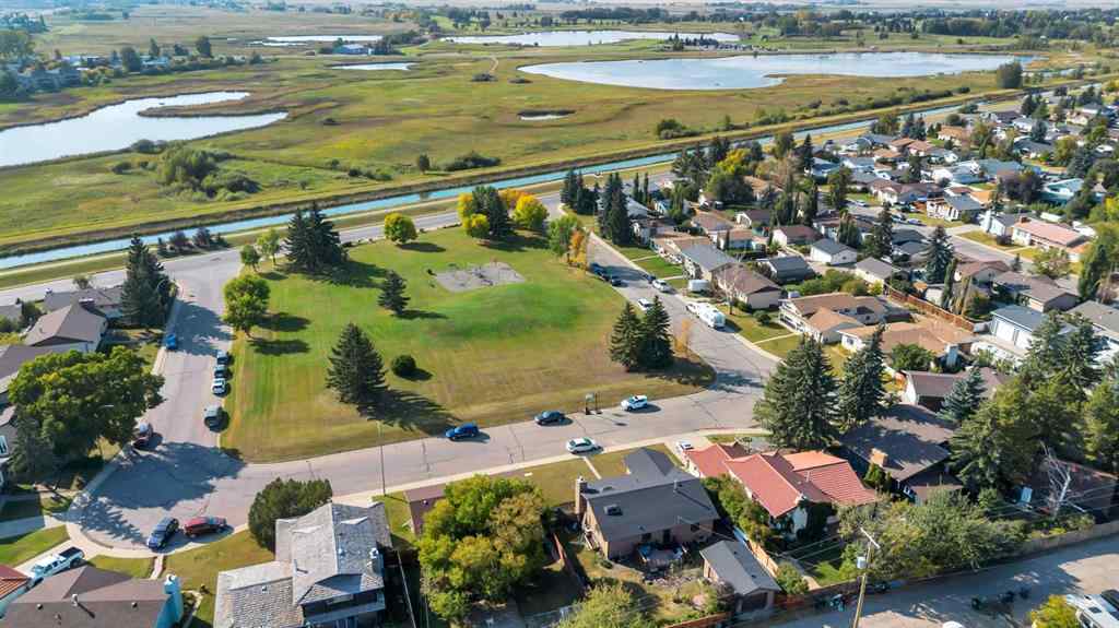 MLS® A2259087 - 233 Thornbriar Green  in Thorncliff_Strathmore Strathmore, Residential
