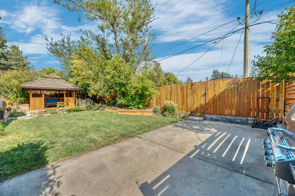 MLS® A2259087 - 233 Thornbriar Green  in Thorncliff_Strathmore Strathmore, Residential