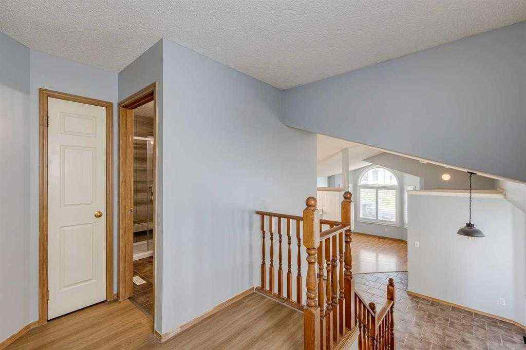 MLS® A2259092 - 2142 Country Hills Circle NW in Country Hills Calgary, Residential
