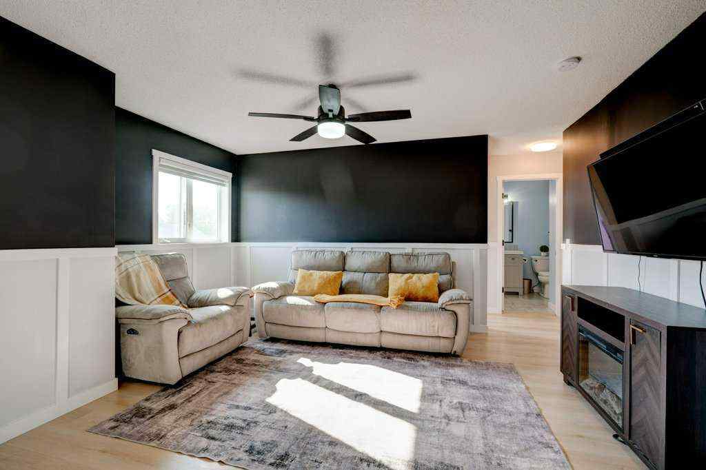 MLS® A2259096 - 15 Chaparral Crescent SE in Chaparral Calgary, Residential