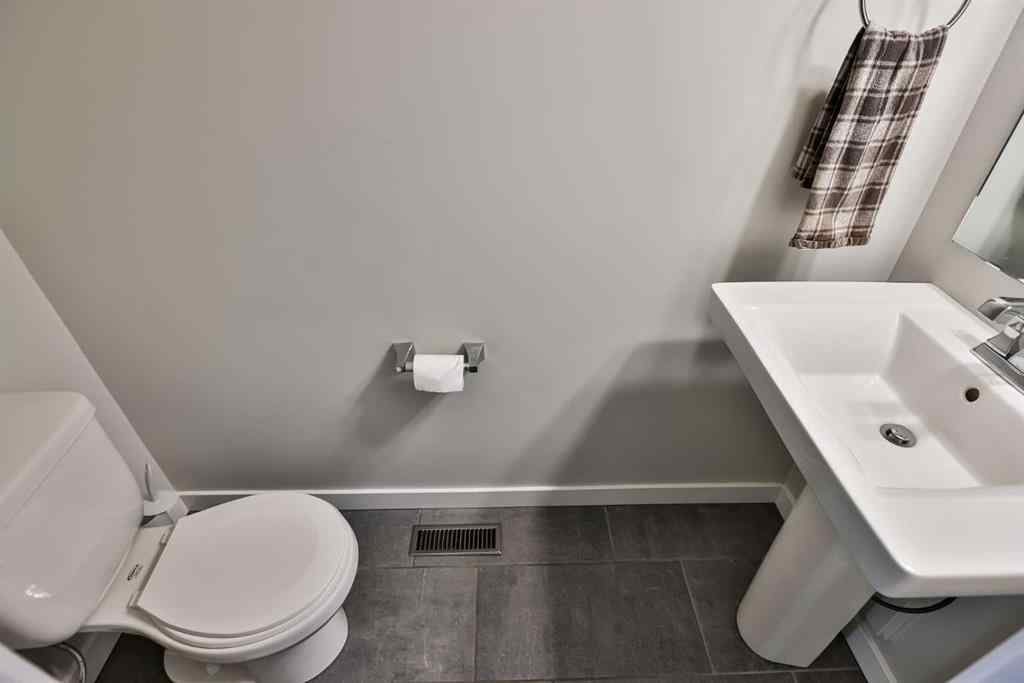 MLS® A2259100 - 245 Agnes Short Place N in Legacy Ridge / Hardieville Lethbridge, Residential