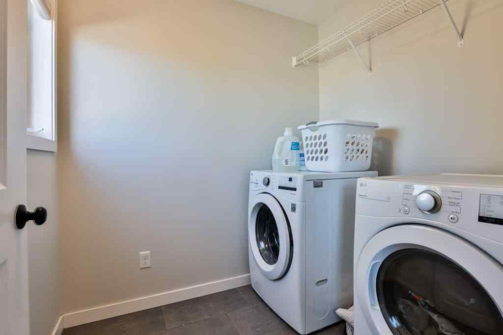 MLS® A2259100 - 245 Agnes Short Place N in Legacy Ridge / Hardieville Lethbridge, Residential