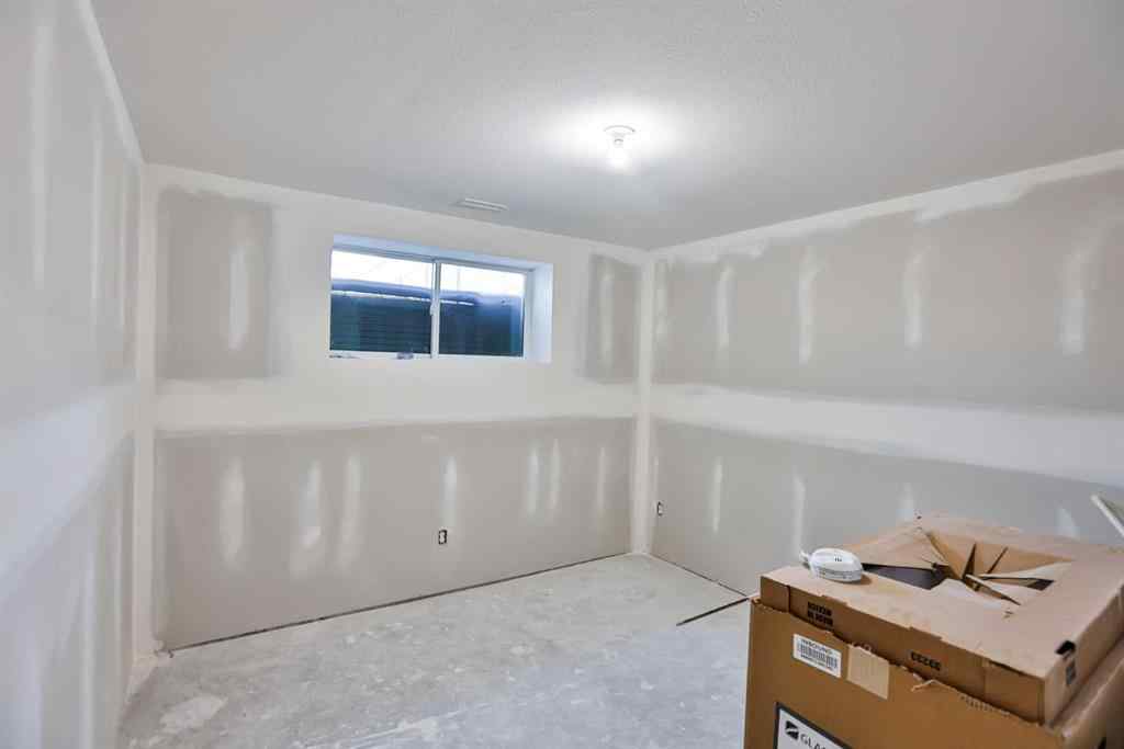 MLS® A2259100 - 245 Agnes Short Place N in Legacy Ridge / Hardieville Lethbridge, Residential