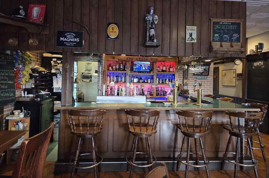 MLS® A2259109 -     in  Cochrane, Commercial