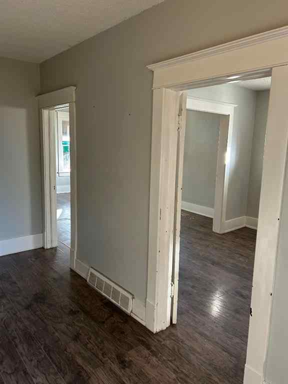 MLS® A2259117 - 625 14 Street S in Victoria Park Lethbridge, Residential