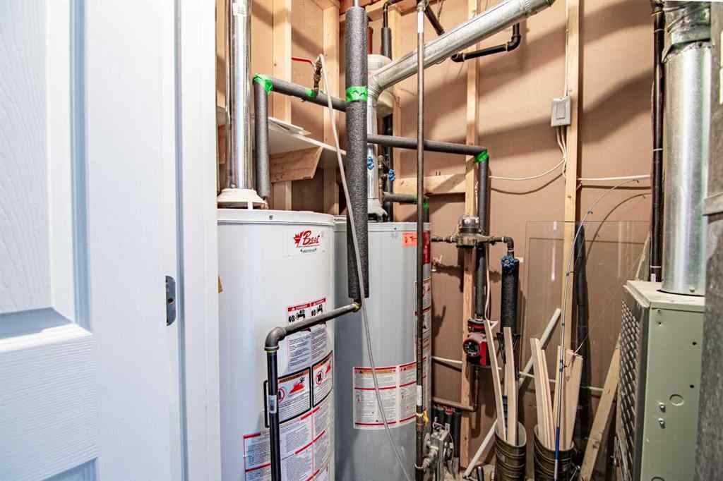 MLS® A2259122 - 5836 Park Street  in Panorama Estates Blackfalds, Residential