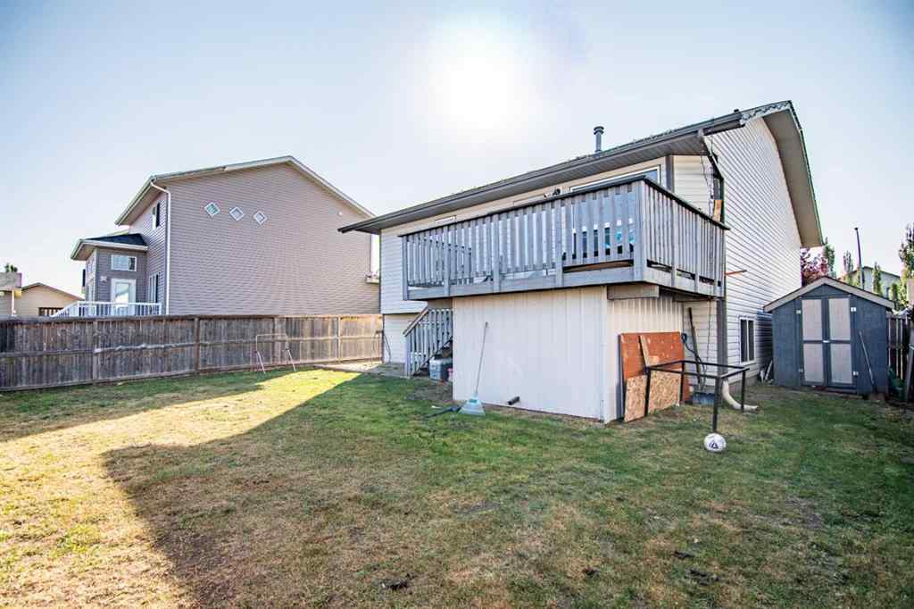 MLS® A2259122 - 5836 Park Street  in Panorama Estates Blackfalds, Residential