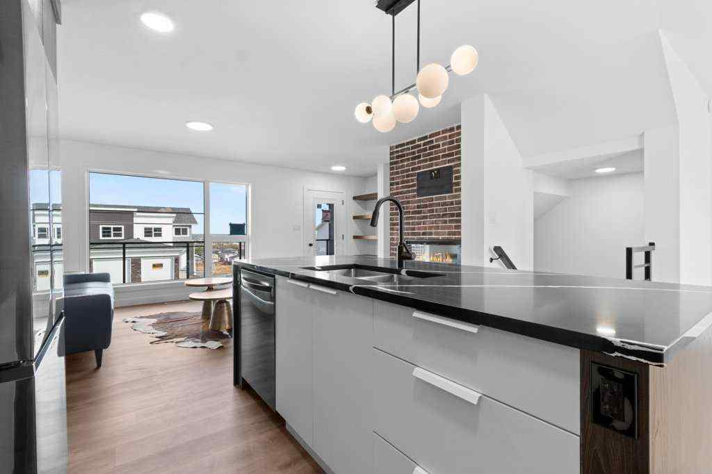 MLS® A2259123 - 12 Violet Point  in Vista Sylvan Lake, Residential