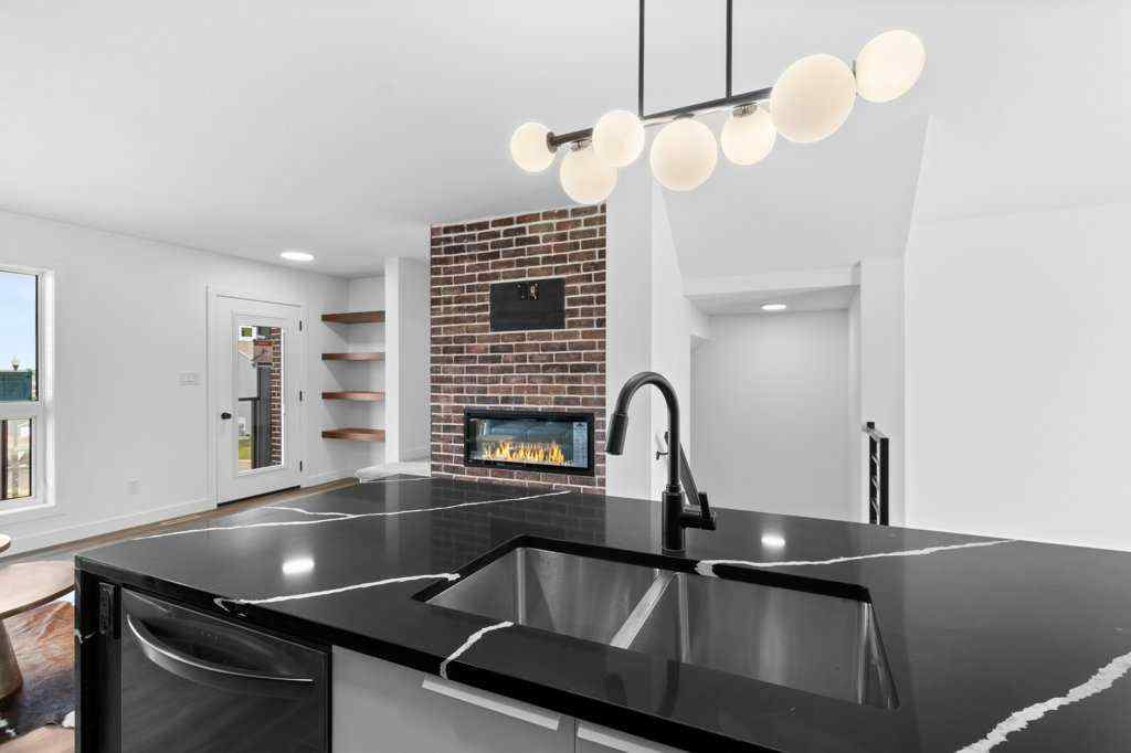 MLS® A2259123 - 12 Violet Point  in Vista Sylvan Lake, Residential