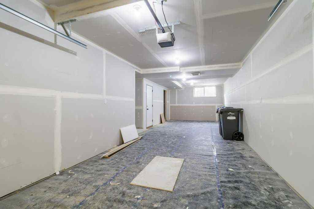 MLS® A2259123 - 12 Violet Point  in Vista Sylvan Lake, Residential