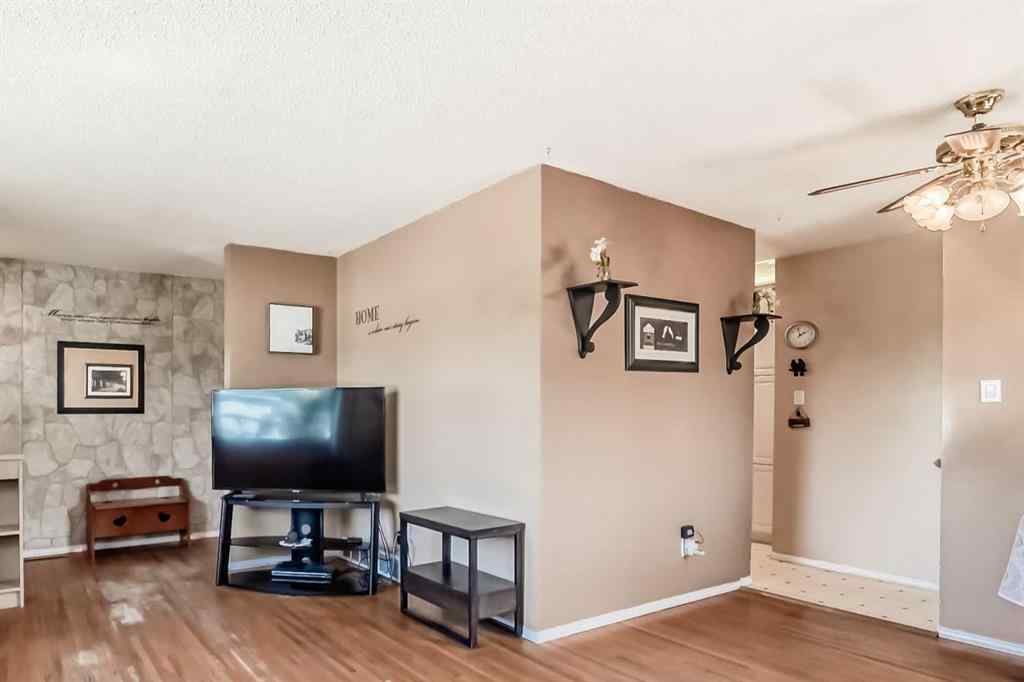 MLS® A2259131 - 2107 Munro Drive NE in Mayland Heights Calgary, Residential