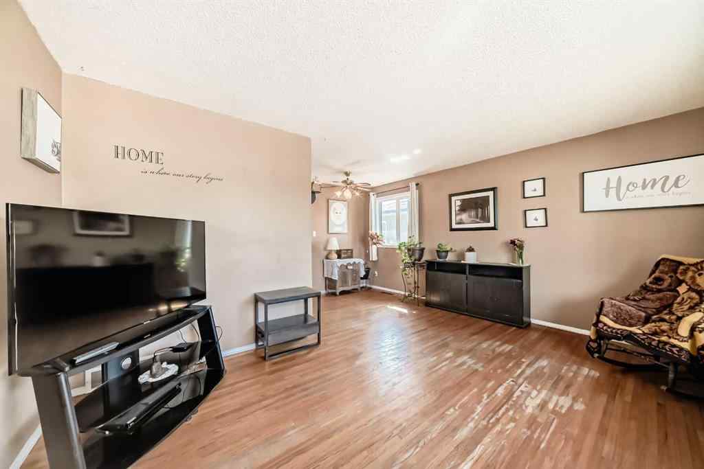 MLS® A2259131 - 2107 Munro Drive NE in Mayland Heights Calgary, Residential