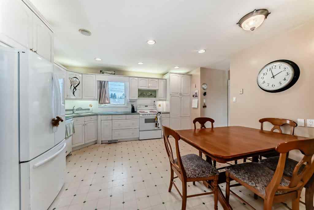 MLS® A2259131 - 2107 Munro Drive NE in Mayland Heights Calgary, Residential