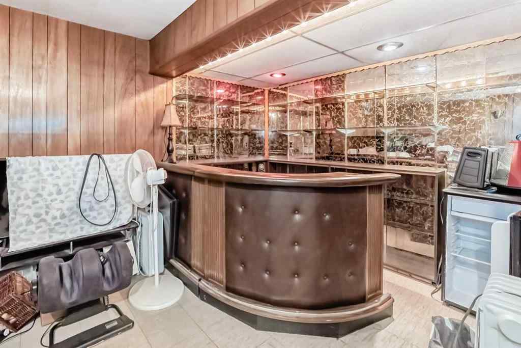 MLS® A2259131 - 2107 Munro Drive NE in Mayland Heights Calgary, Residential