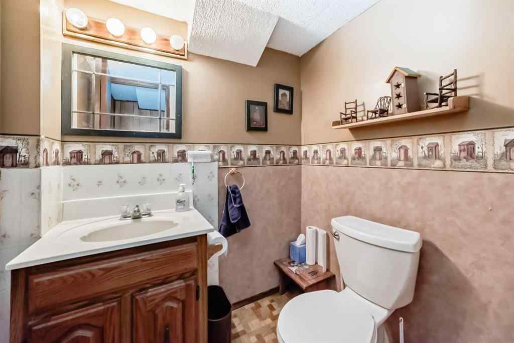 MLS® A2259131 - 2107 Munro Drive NE in Mayland Heights Calgary, Residential