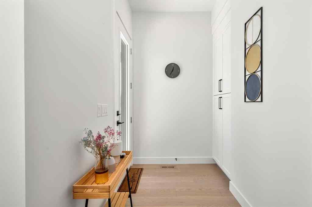 MLS® A2259139 - 2503 20 Street SW in Richmond Calgary, Residential