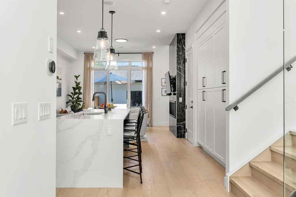 MLS® A2259139 - 2503 20 Street SW in Richmond Calgary, Residential