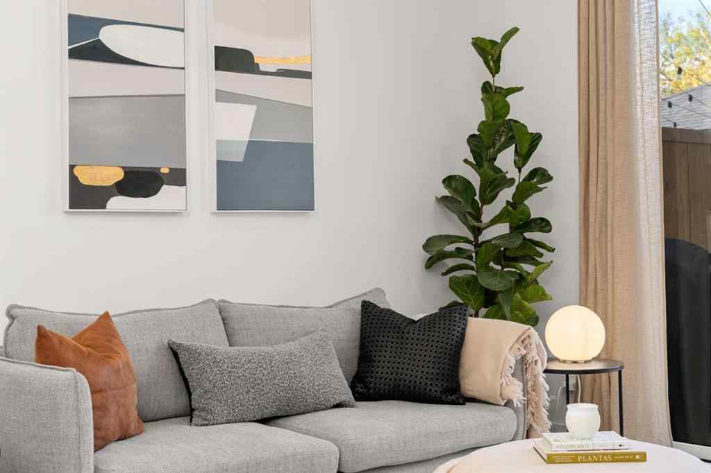 MLS® A2259139 - 2503 20 Street SW in Richmond Calgary, Residential