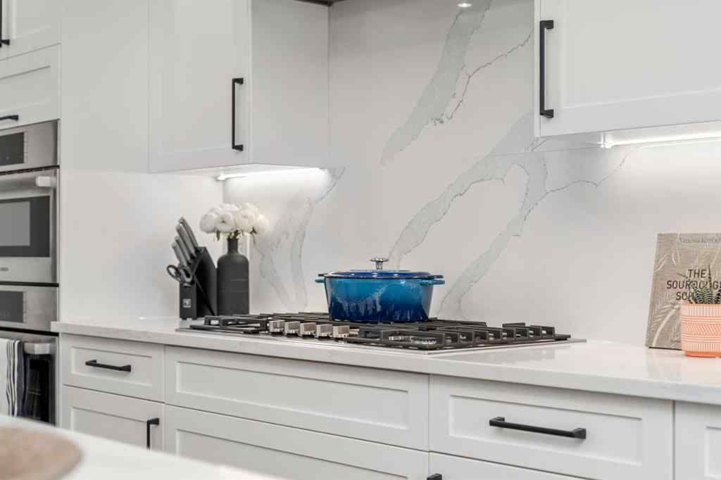 MLS® A2259139 - 2503 20 Street SW in Richmond Calgary, Residential