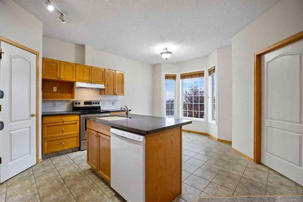 MLS® A2259141 - 176 Hamptons Link NW in Hamptons Calgary, Residential