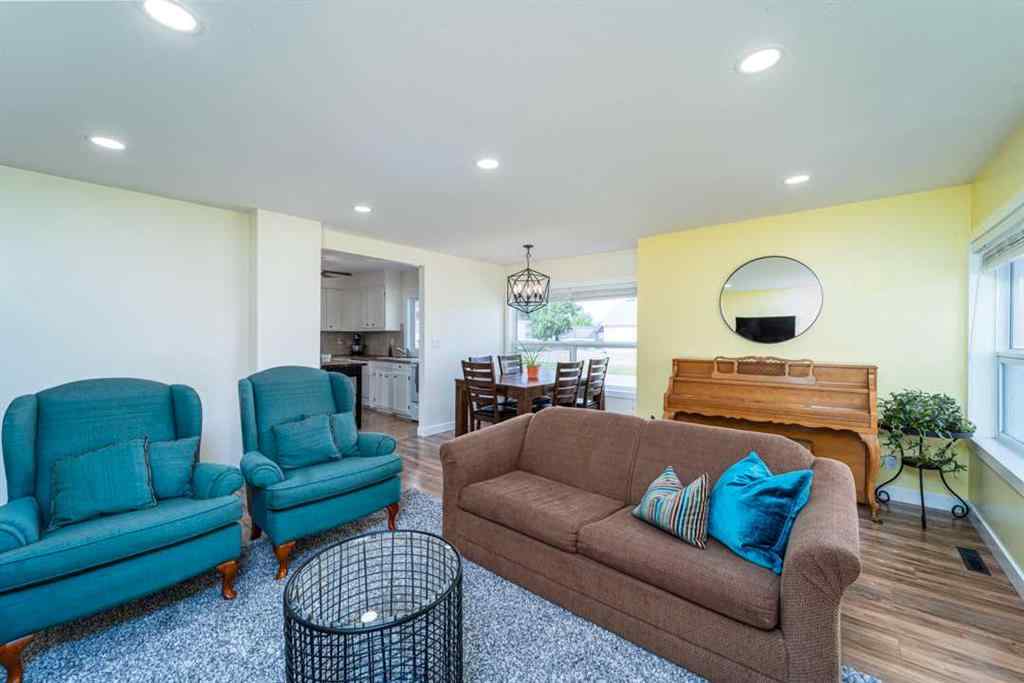 MLS® A2259144 - 5202 44 Avenue  in NONE Taber, Residential