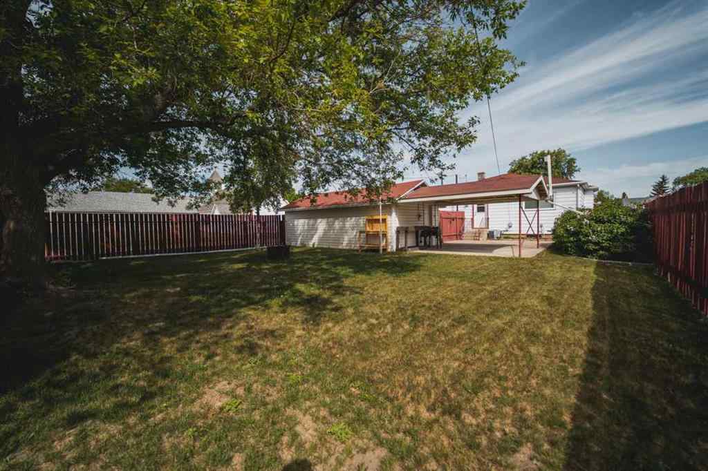MLS® A2259144 - 5202 44 Avenue  in NONE Taber, Residential
