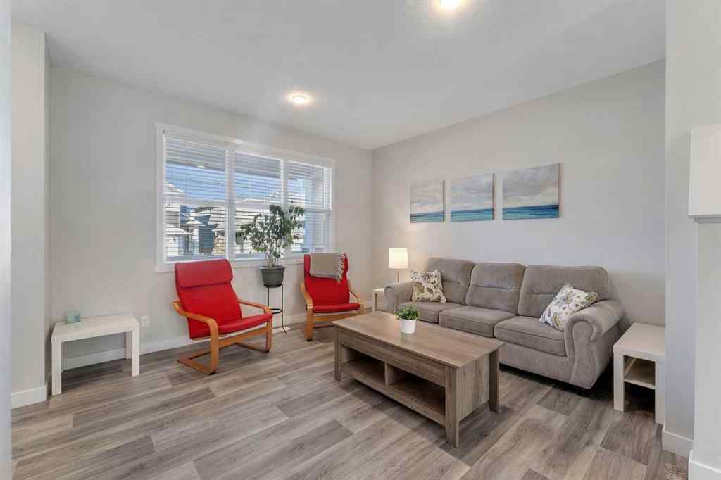 MLS® A2259148 - 404 Kingsmere Way SE in Kings Heights Airdrie, Residential