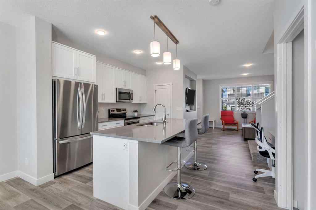 MLS® A2259148 - 404 Kingsmere Way SE in Kings Heights Airdrie, Residential