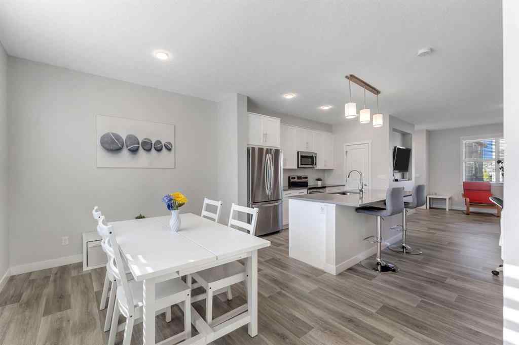 MLS® A2259148 - 404 Kingsmere Way SE in Kings Heights Airdrie, Residential