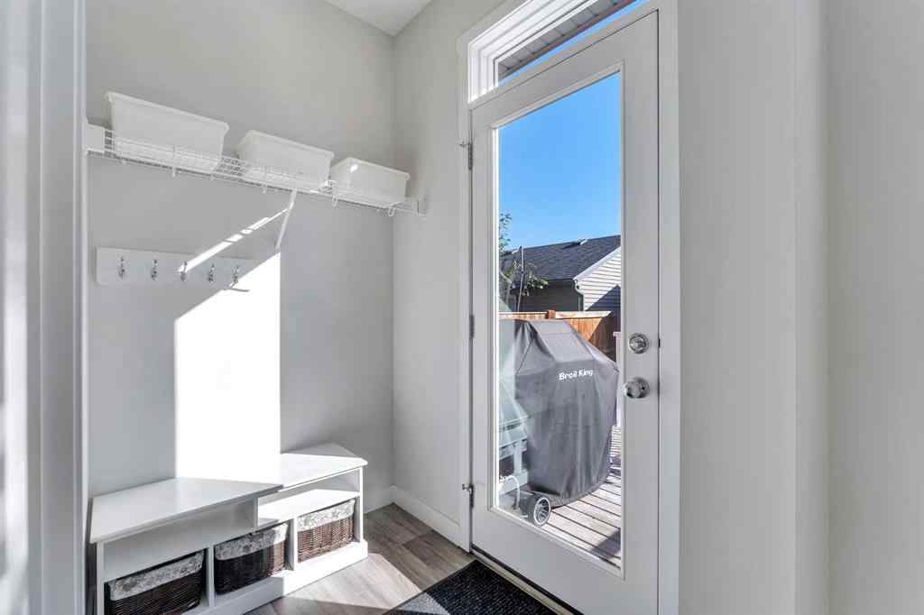 MLS® A2259148 - 404 Kingsmere Way SE in Kings Heights Airdrie, Residential