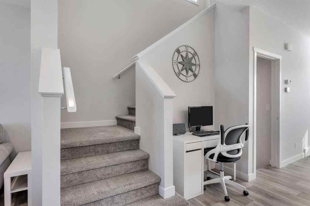 MLS® A2259148 - 404 Kingsmere Way SE in Kings Heights Airdrie, Residential