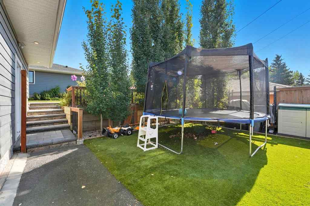 MLS® A2259149 - 7 Roselake Street NW in Rosemont Calgary, Residential