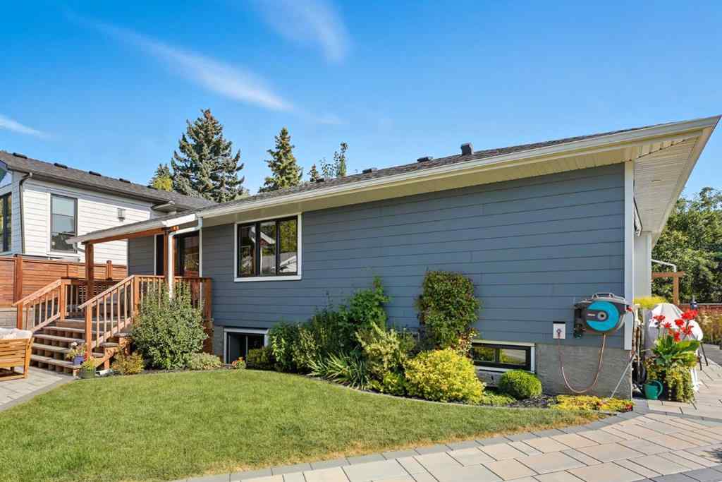 MLS® A2259149 - 7 Roselake Street NW in Rosemont Calgary, Residential