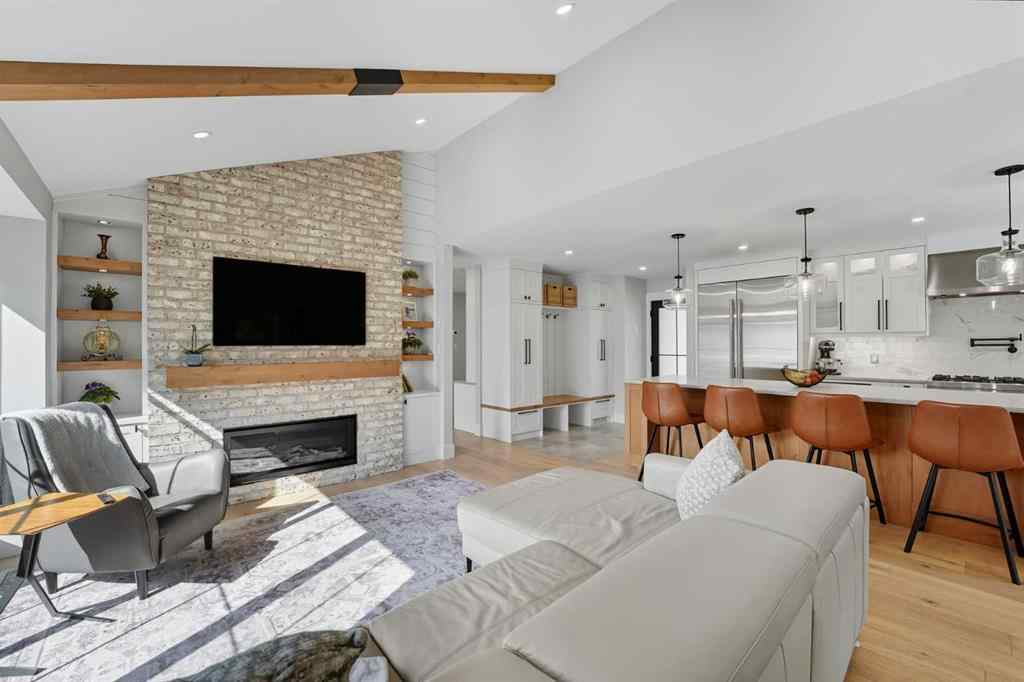 MLS® A2259149 - 7 Roselake Street NW in Rosemont Calgary, Residential