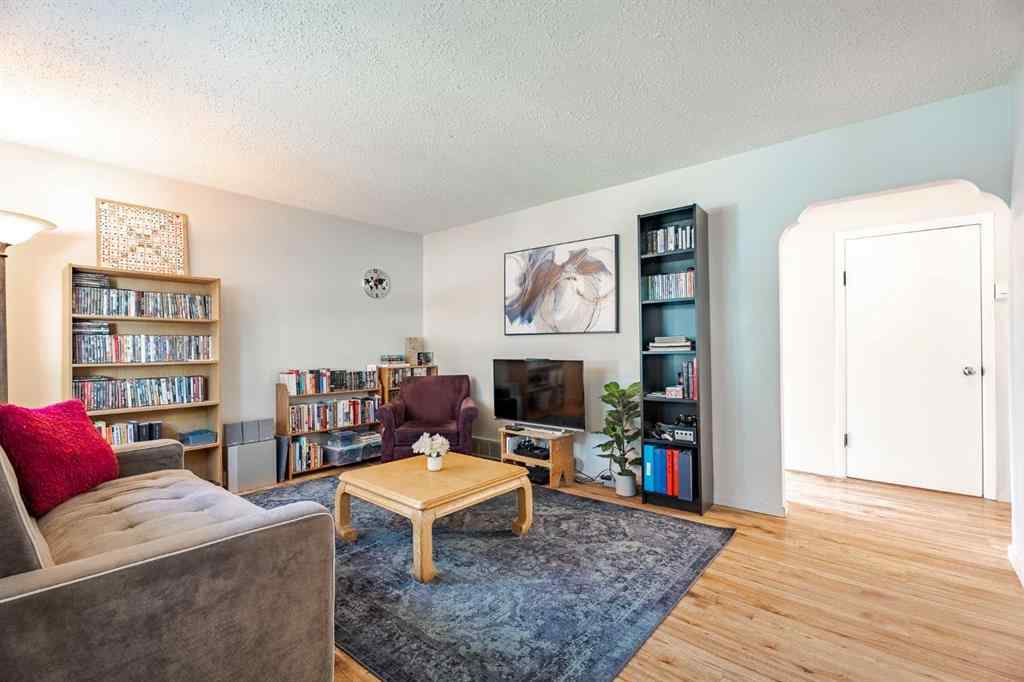 MLS® A2259153 - 6507 34 Avenue NW in Bowness Calgary, Residential