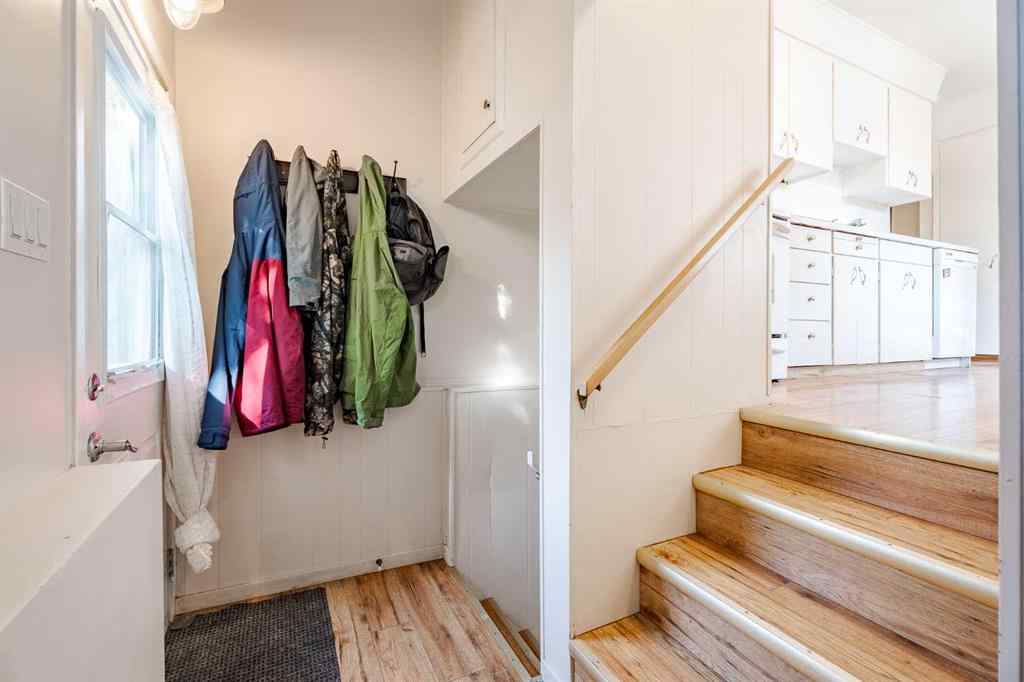 MLS® A2259153 - 6507 34 Avenue NW in Bowness Calgary, Residential