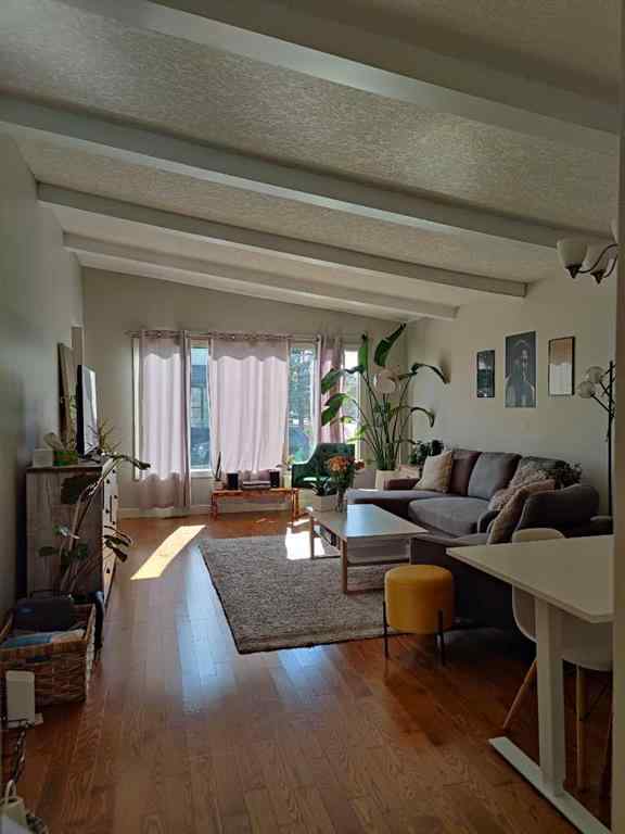 MLS® A2259156 - 3620 21 Avenue SW in Killarney/Glengarry Calgary, Multi-Family