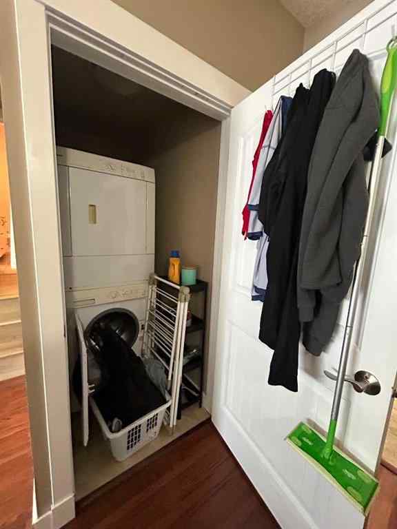 MLS® A2259156 - 3620 21 Avenue SW in Killarney/Glengarry Calgary, Multi-Family