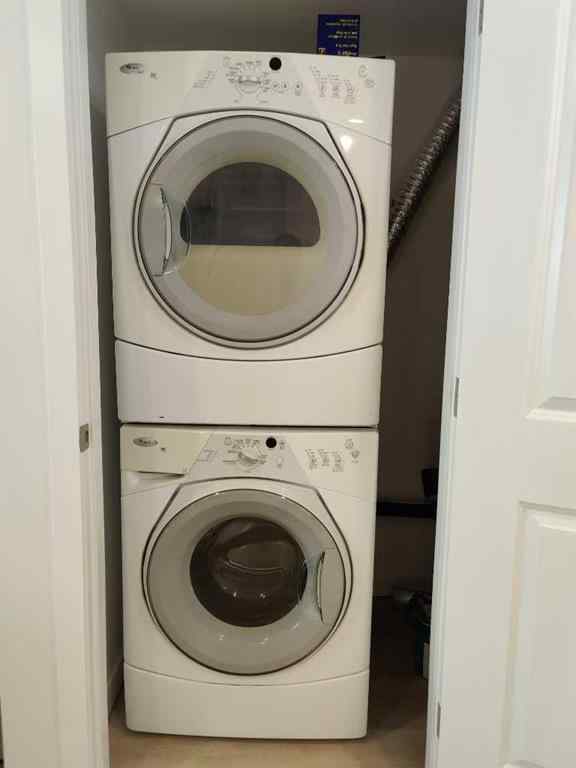 MLS® A2259156 - 3620 21 Avenue SW in Killarney/Glengarry Calgary, Multi-Family