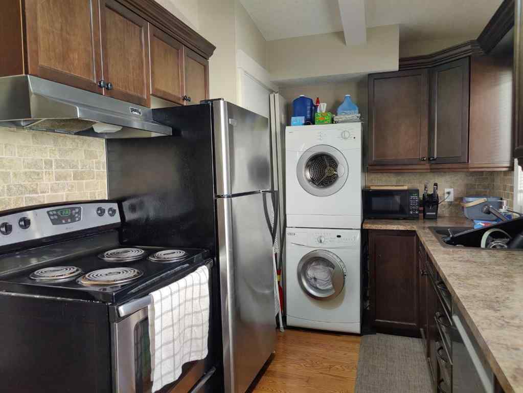 MLS® A2259156 - 3620 21 Avenue SW in Killarney/Glengarry Calgary, Multi-Family