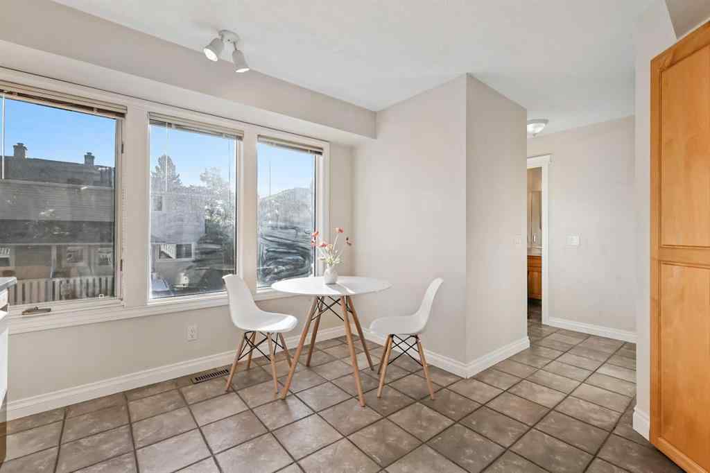 MLS® A2259170 - 392 Killarney Glen Court SW in Killarney/Glengarry Calgary, Residential
