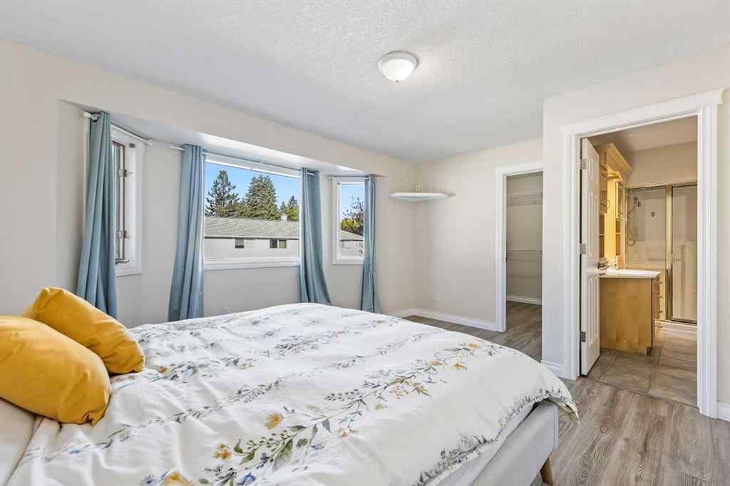MLS® A2259170 - 392 Killarney Glen Court SW in Killarney/Glengarry Calgary, Residential