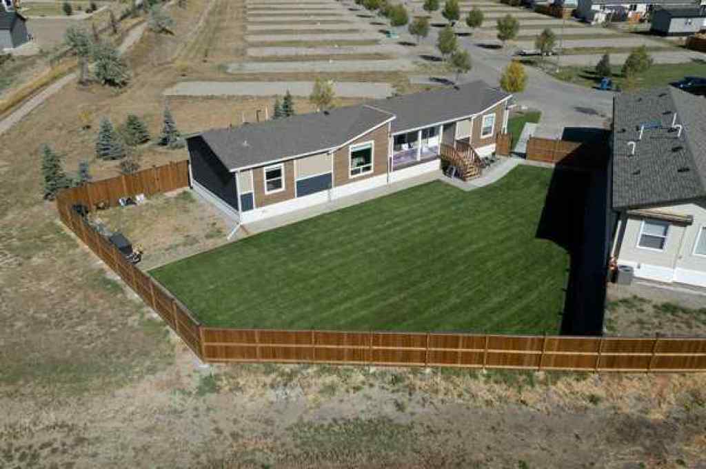 MLS® A2259171 - 2037 Sunflower Crescent  in NONE Coaldale, Residential