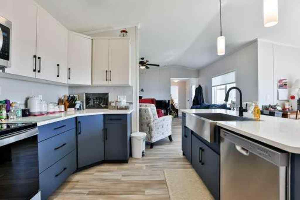 MLS® A2259171 - 2037 Sunflower Crescent  in NONE Coaldale, Residential