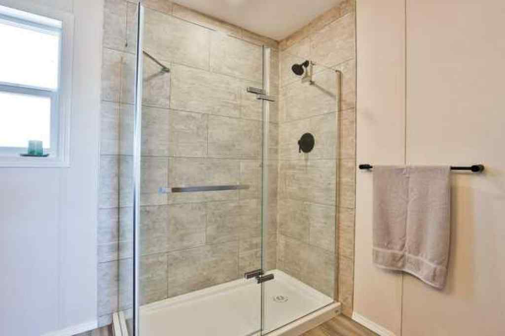 MLS® A2259171 - 2037 Sunflower Crescent  in NONE Coaldale, Residential