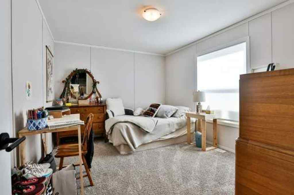 MLS® A2259171 - 2037 Sunflower Crescent  in NONE Coaldale, Residential