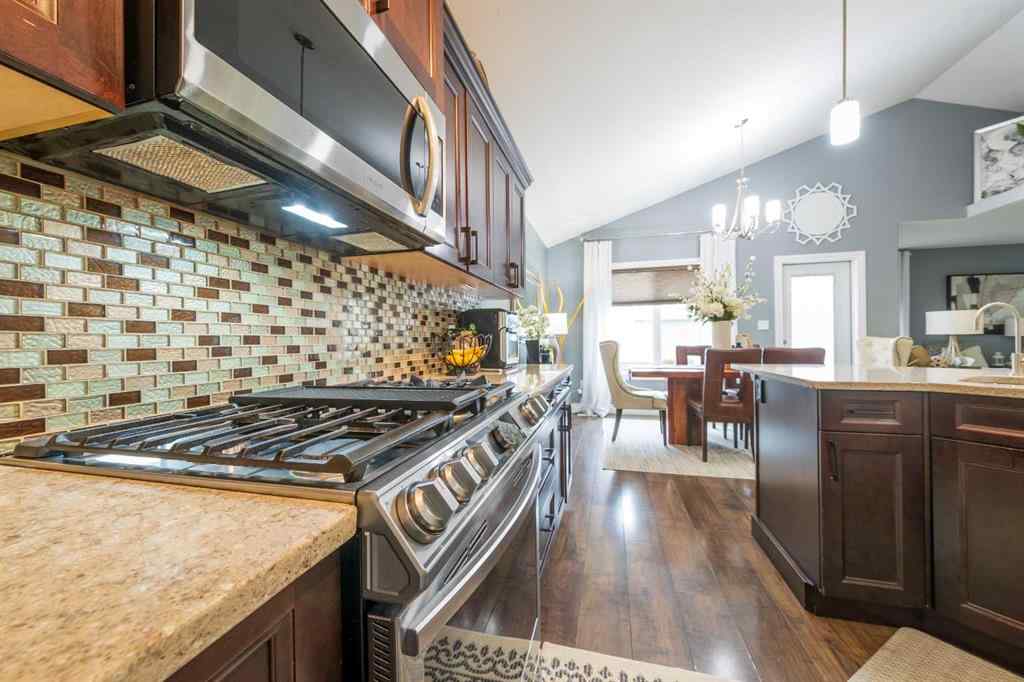 MLS® A2259175 - 1802 59 B Avenue Close  in Lakeside Lloydminster, Residential